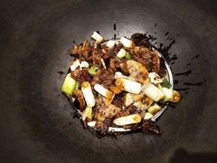 五花肉炖鱼锅底-荣德灶台鱼(圣泉寺店)