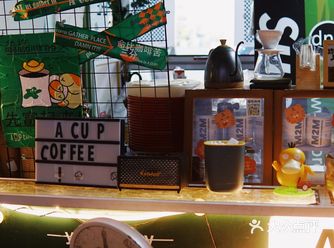 A Cup's Cafe，丧里丧气的英伦咖啡小摊
