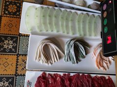 -南城十里潮汕鲜牛火锅·鲜虾生滚粥(融汇老商埠店)