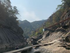 -燕子河大峡谷天坑仙境