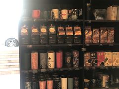 零售区-星巴克臻选(青岛麦凯乐分店)