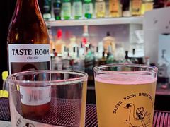 -TASTE ROOM Bar