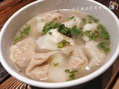 鱼丸虾肉馄饨-手劲鱼丸馄饨铺(哈一百店)