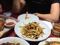 -窄巷子陕菜馆·地道陕西菜(粉巷店)