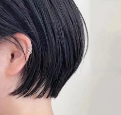 -十六番发型师事务所