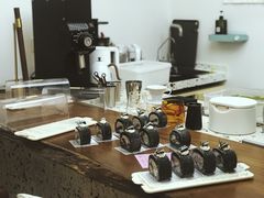 -Line 咖啡(石厦花园店)