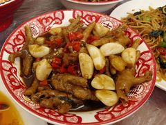 红烧鸡脚-羊子两室一厅