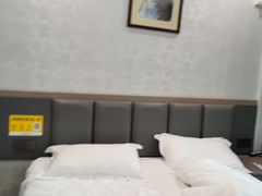 -梅州天地人花园酒店(梅县人民广场店)