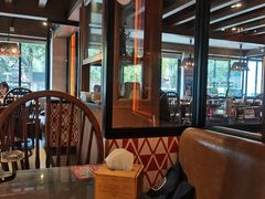 靠窗位-江边城外烤全鱼(方庄时代购物中心店)