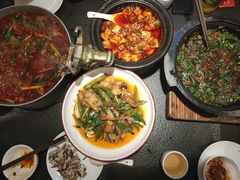 -万重锦·人文川菜馆(骡马市店)