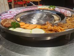 -哈哈碳都·牛肋条无限自助烤肉(台江万达店)