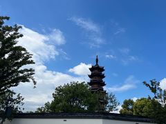 -龙华寺