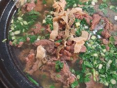 -乐山食古香跷脚牛肉