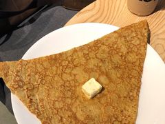 原味可丽饼配法式菠萝黄油-GOTLOT COFFEE&KITCHEN角落厨房NOOK店