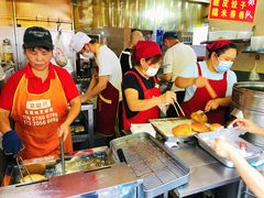 大堂-家阳赵师傅油饼包烧麦(粮道街店)