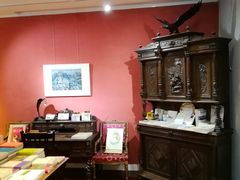 -荒岛书店(黄县路店)