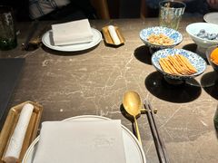 -新荣记(BFC外滩金融中心店)