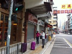大门。-泛达太子轩酒店