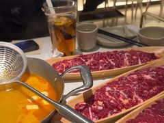 -左庭右院鲜牛肉火锅(金山万达店)