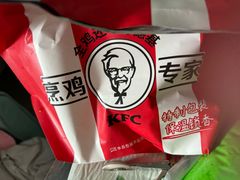 -肯德基(南京站A2检票口楼上)