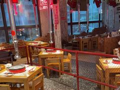 大堂-么肆烤肉·中式自助·烤肉大排档(街道口季佳PAI店)