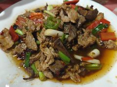 -绿草墩