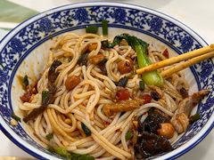 素三鲜粉-湖南常德牛肉米粉(十梓街店)