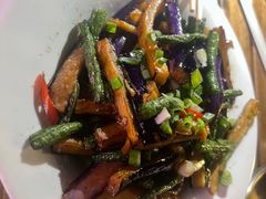 -柴窝堡22号辣子鸡·传承新疆菜