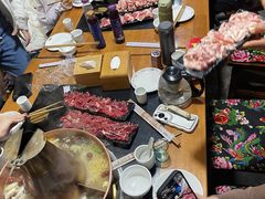 -果松木炭酸菜铜火锅·外婆参鸡汤