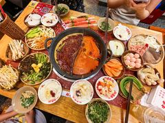 -赵美丽·重庆社区火锅·直营店(火车东站·中豪国际店)