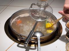 -牛人日志·鲜牛肉骨汤火锅(万科里瑧店)