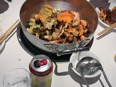 -七欣天香辣蟹火锅(闵行浦江欢乐颂店)