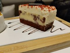 红丝绒芝士蛋糕-哈根达斯(陆家浜路店)