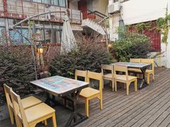 -70后饭吧(府河街店)