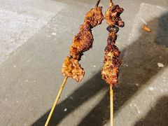 -劳动公园新疆人烤腰子