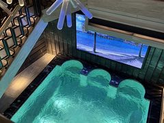 -浅深(世茂滨江精品店)