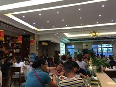 大堂-自游人·美食一楼·地道徽菜(三十年名店)