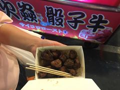-六合夜市