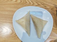 -三好食堂(煎饺·馄饨·肉饼米线·盛世广场店)