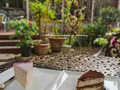 -谷咖啡·鲜花绿植花园餐厅