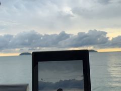 -Sunset Bar(丹绒亚路香格里拉店)