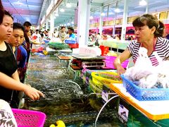 -四川小胡子海鲜(丁村万人海鲜广场店)