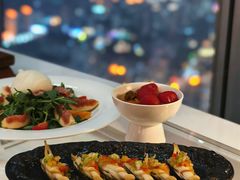 -鲜璟台·地标景观餐厅(上海中心店)