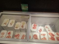 -钱小奴创意自助餐厅·山野黑猪肉畅吃(苏州昆山招商花园城店)