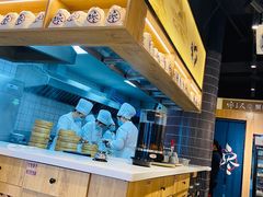 自助取餐区-馋三尺蟹粉小笼(人民广场店)