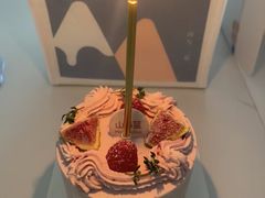 -山与蓝·轻糖鲜果蛋糕(勒泰店)