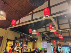 -富正毅三下锅·湘西韵味(天门山索道店)