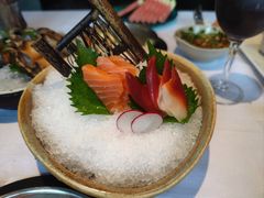 -泓炙颐凤鲜海鲜火锅料理(桐乡店)