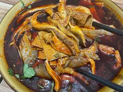 蘑菇-老字号杨坡红油米线腊汁肉夹馍(东四道巷店)