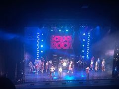 -交通银行前滩31演艺中心